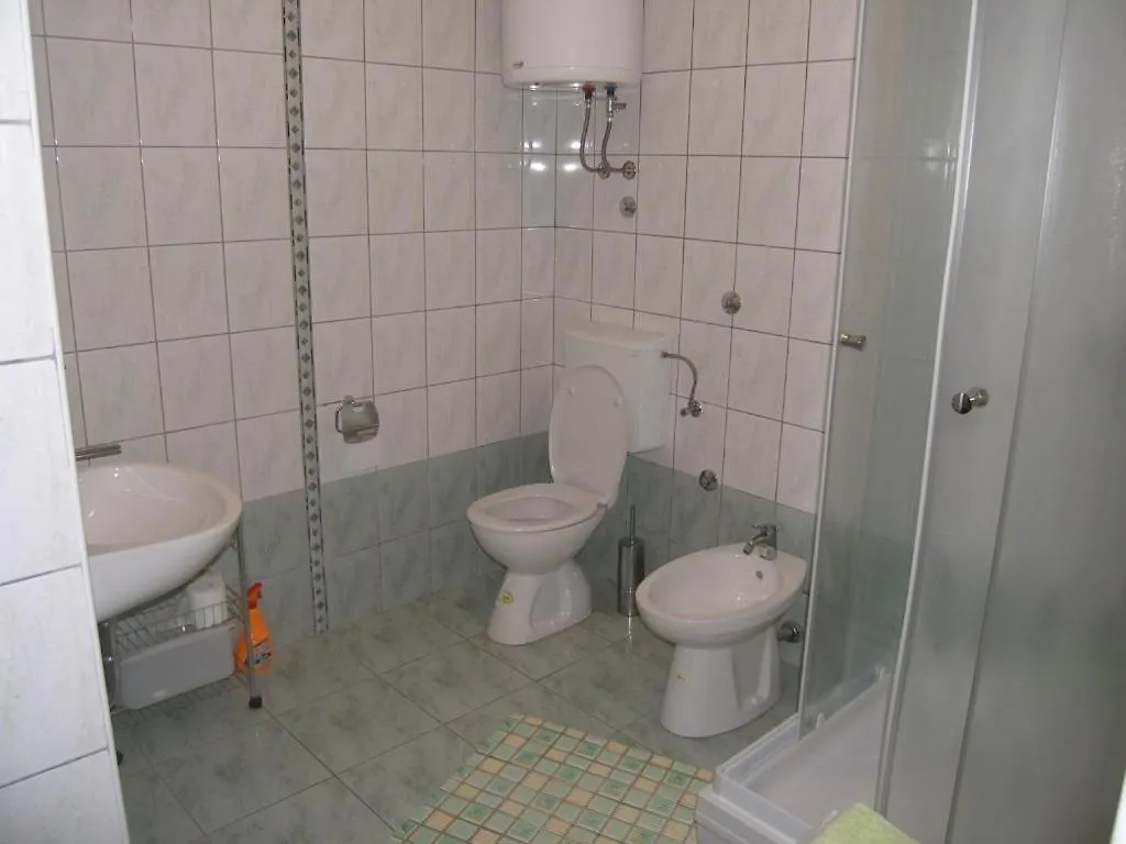 Apartment In Sukosan With Balcony, Air Conditioning, Wifi